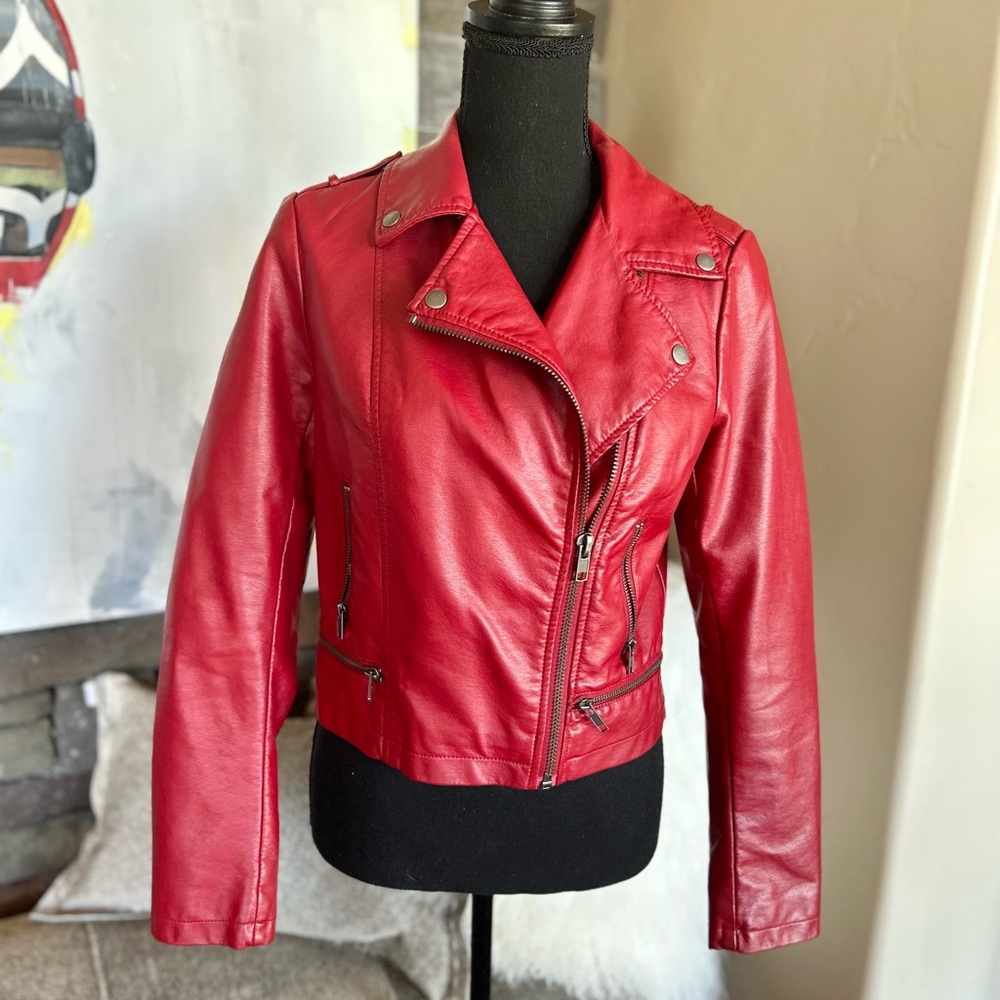 Forever 21 Cherry Red Faux Leather Zipper Moto Jacket